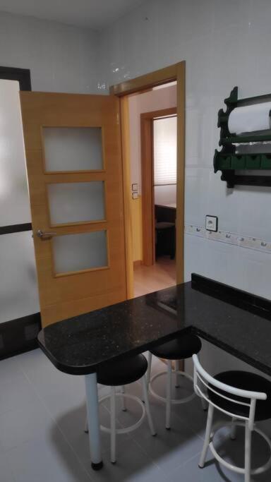 Duplex San Lorenzo 2 Parking Gratuitos Y Piscina Jaen Exterior photo